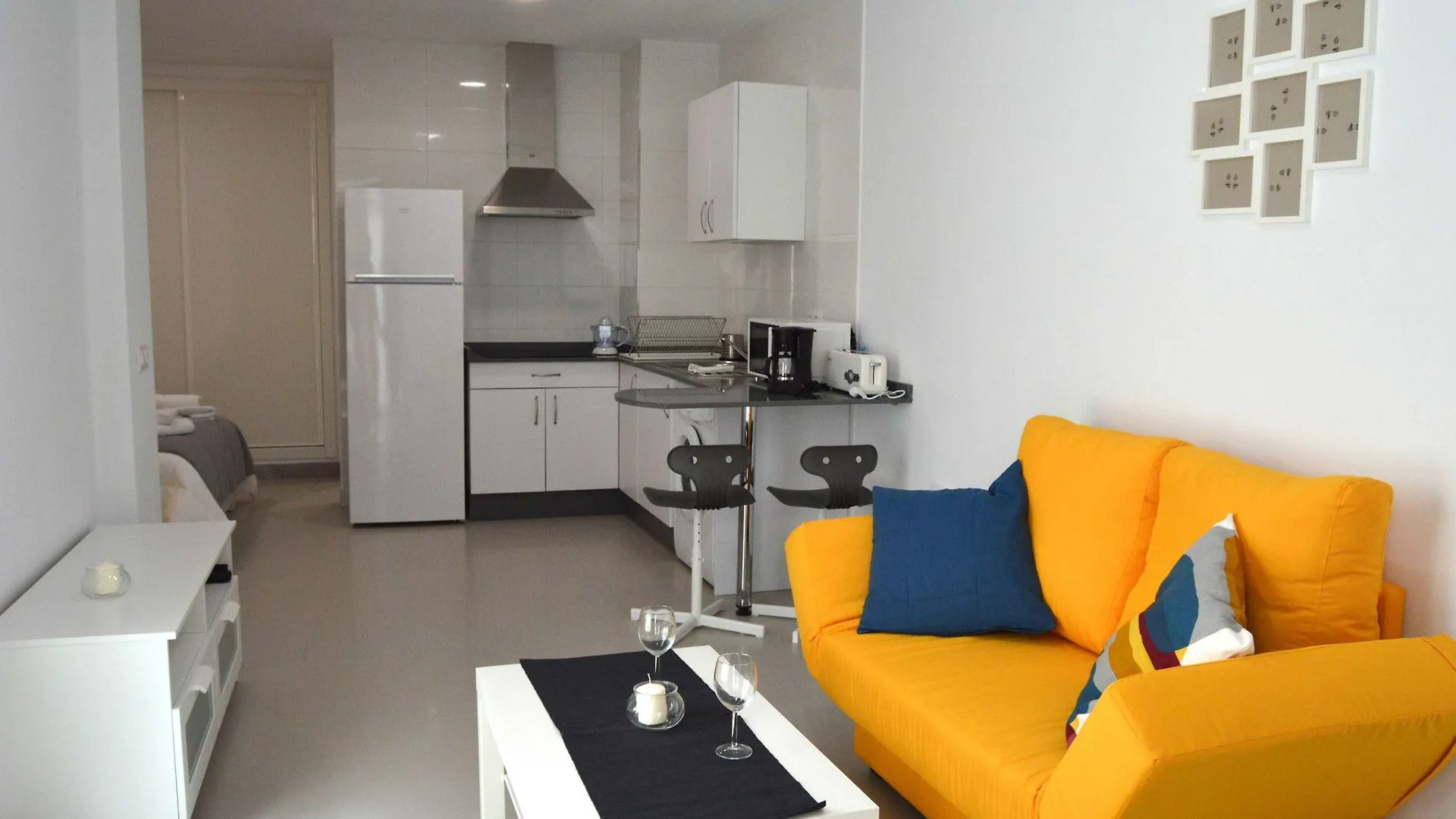 Apartment Apartamento Luz Del Campo Del Sur Cadiz Spain